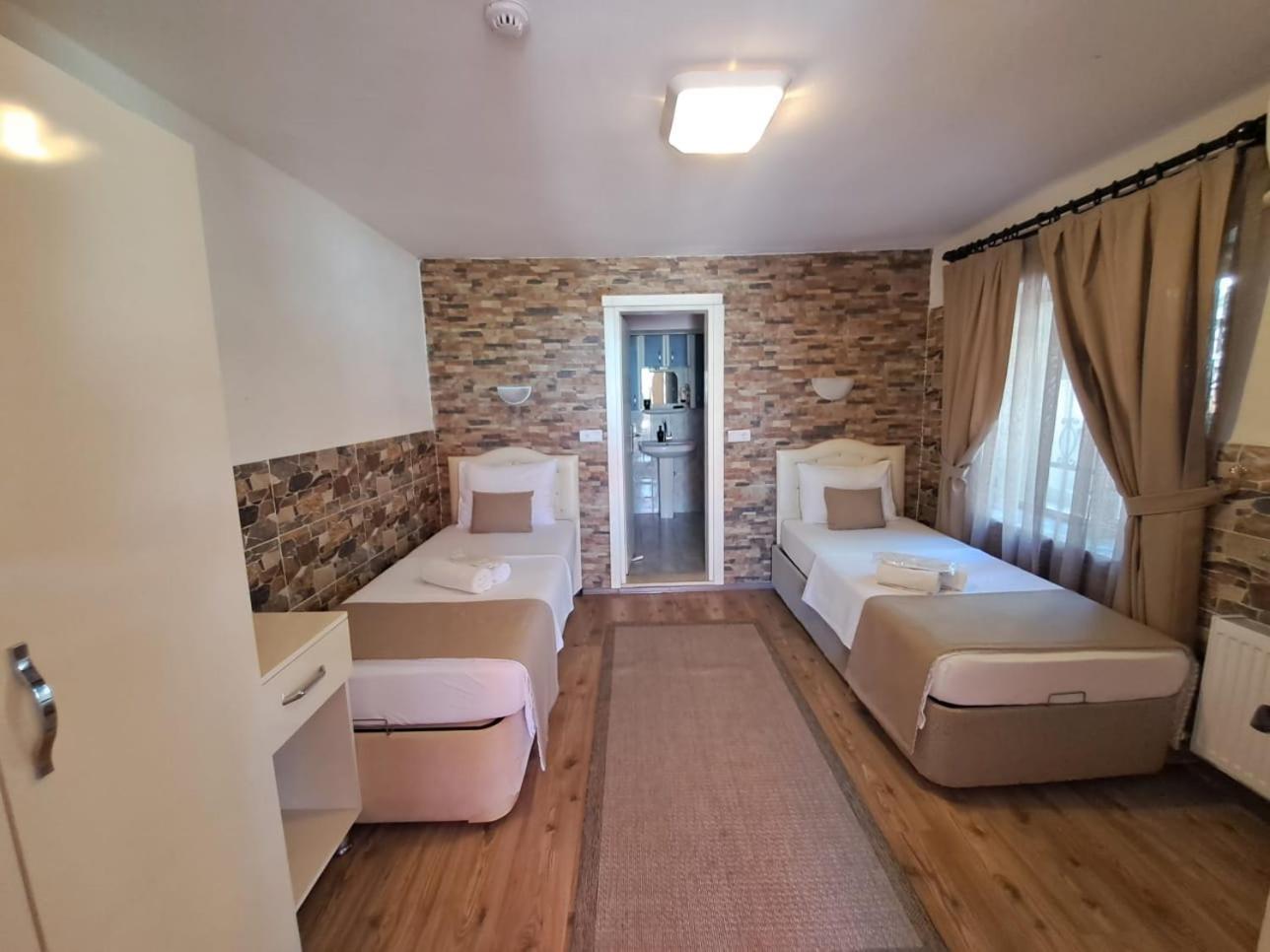 Soezer Otel Ayvalı Exterior foto